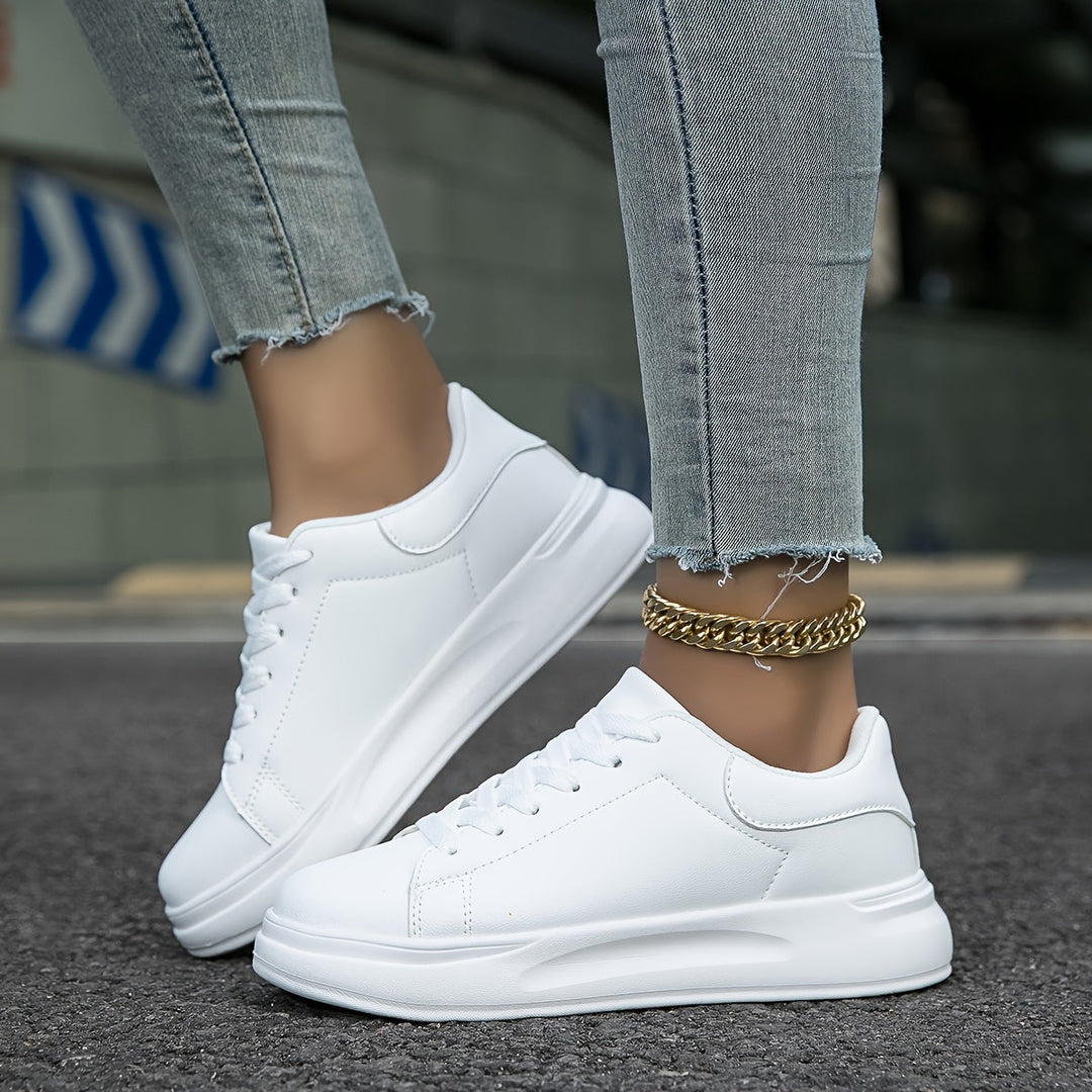 Damen Saubere Weiße Sneaker | Klassischer Look | Bequem & Vielseitig