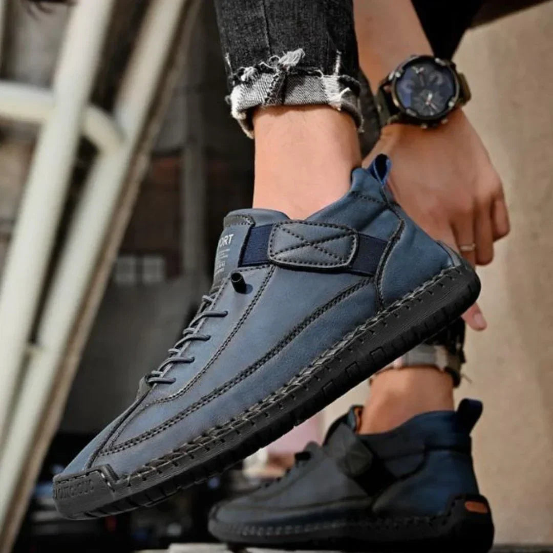 Baskets urbaines à lacets pour homme, silhouette épurée et semelle robuste