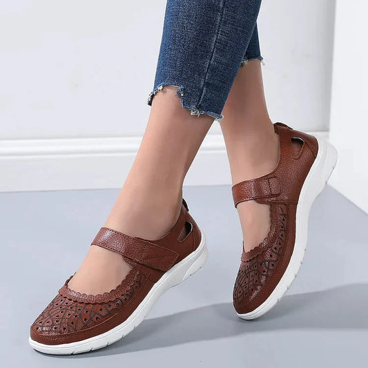 Simona – Weiße Leder Loafers Mit Komfortfußbett Für Damen