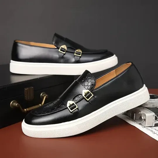 Chaussures en cuir pour homme de couleur noire au design classique et élégant